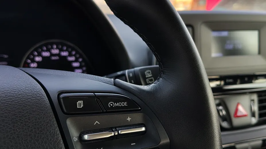 HYUNDAI i30 i30 1.0 T-GDI Modern