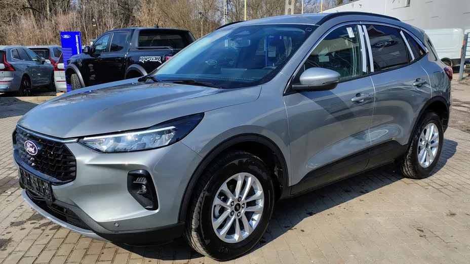 FORD Kuga Kuga 2.5 FHEV FWD Titanium eCVT Nowy