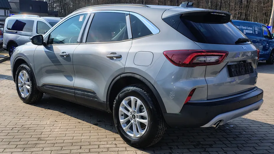 FORD Kuga Kuga 2.5 FHEV FWD Titanium eCVT Nowy
