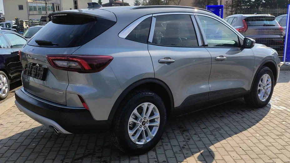 FORD Kuga Kuga 2.5 FHEV FWD Titanium eCVT Nowy