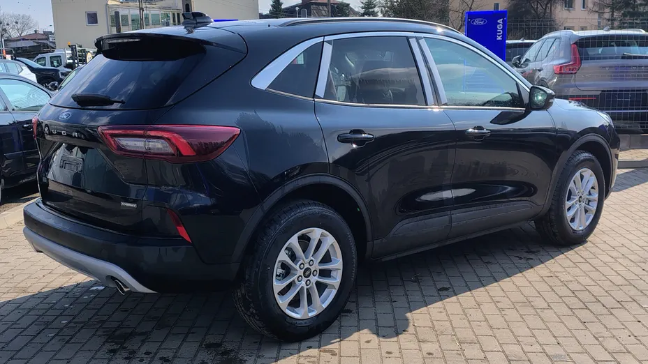 FORD Kuga Kuga 2.5 FHEV FWD Titanium eCVT Nowy