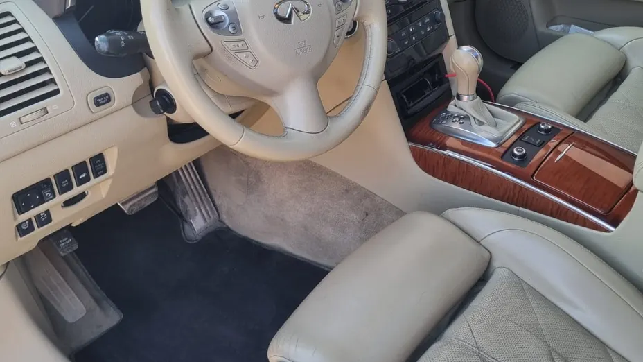 INFINITI QX70 QX70 3.0d GT Premium