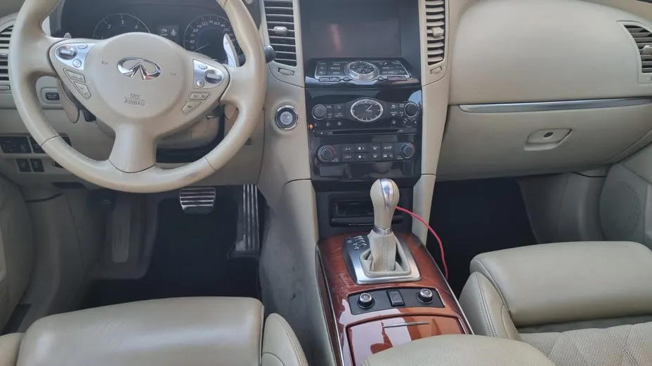 INFINITI QX70 QX70 3.0d GT Premium