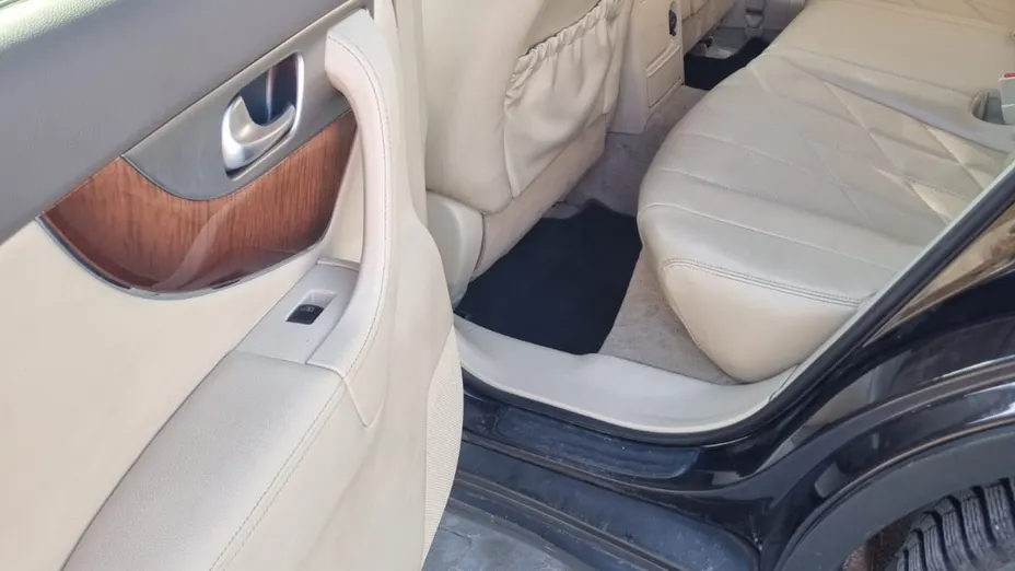 INFINITI QX70 QX70 3.0d GT Premium