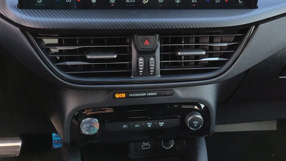 FORD Kuga Kuga 2.5 FHEV FWD ST-Line X eCVT Nowy