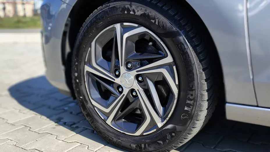 HYUNDAI i30 i30 1.5 DPI Comfort