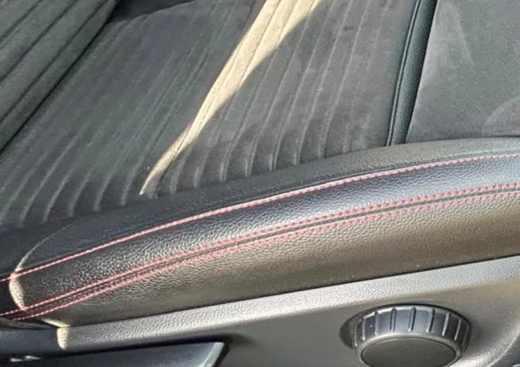 MERCEDES-BENZ GLA GLA 180 7G-DCT AMG Line