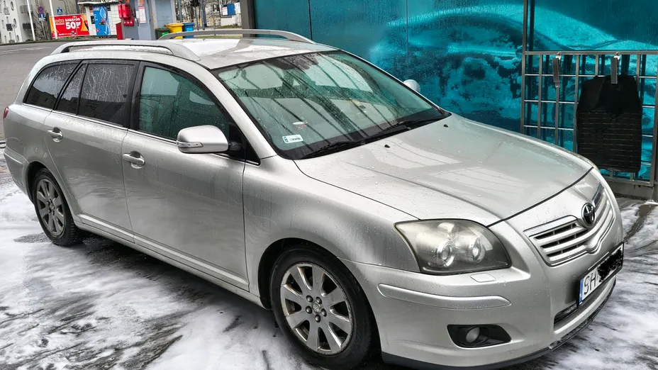 TOYOTA Avensis Avensis 1.8 Premium