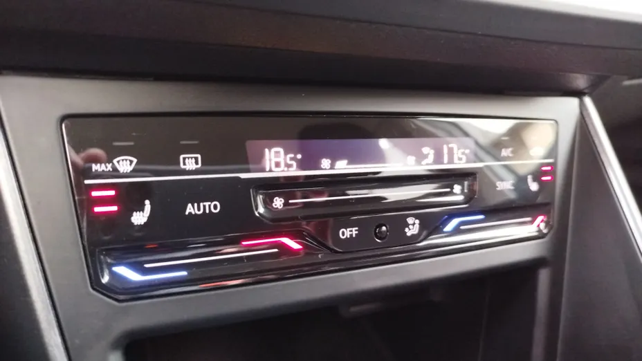 VOLKSWAGEN Taigo Taigo 1.5 TSI ACT Style DSG