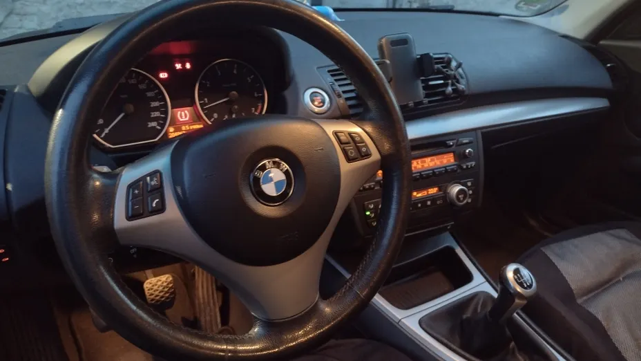 BMW Seria 1 118i