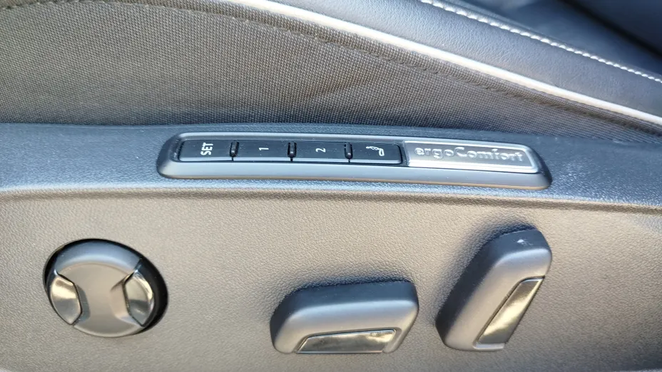 VOLKSWAGEN Arteon Arteon 2.0 TDI 4Motion R-Line DSG