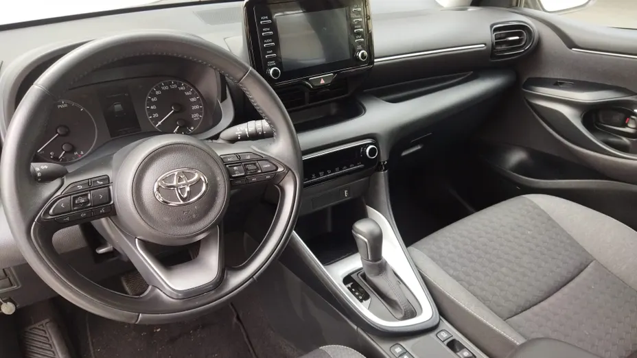 TOYOTA Yaris Yaris 1.5 Comfort