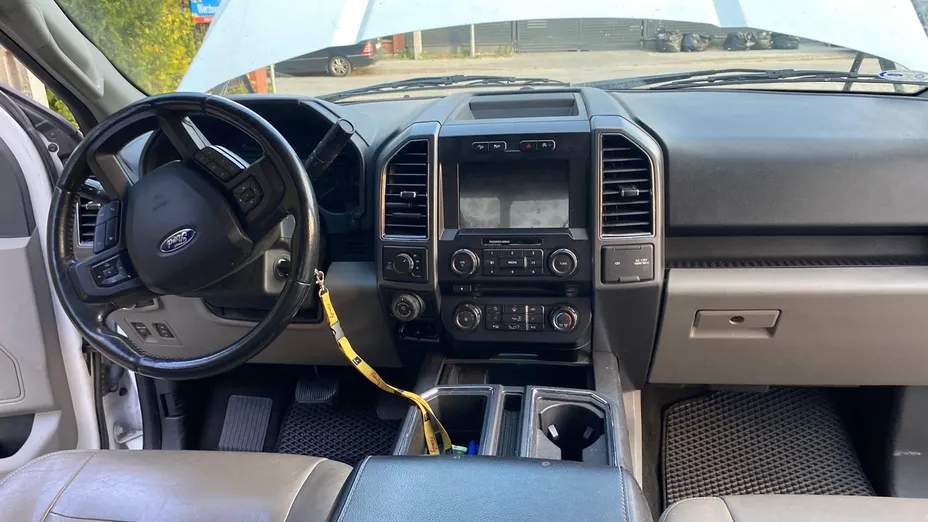 FORD F 150 -