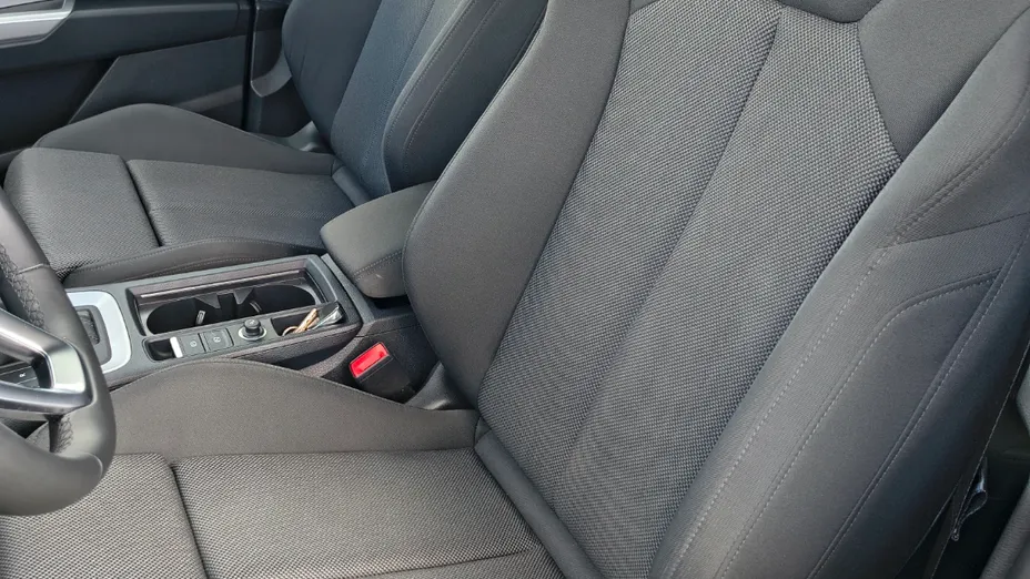 AUDI Q3 -