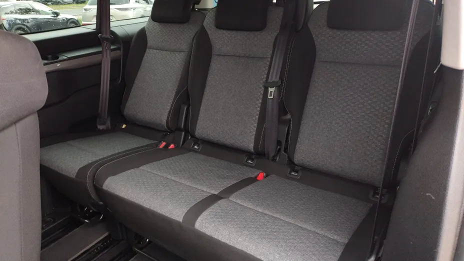 PEUGEOT Traveller Traveller 2.0 BlueHDi Long Business EAT8