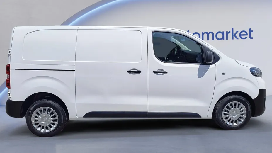 TOYOTA Proace Proace 2.0 D-4D Medium 3,1t Active