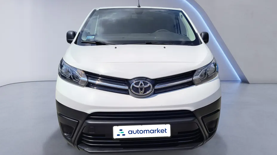 TOYOTA Proace Proace 2.0 D-4D Medium 3,1t Active