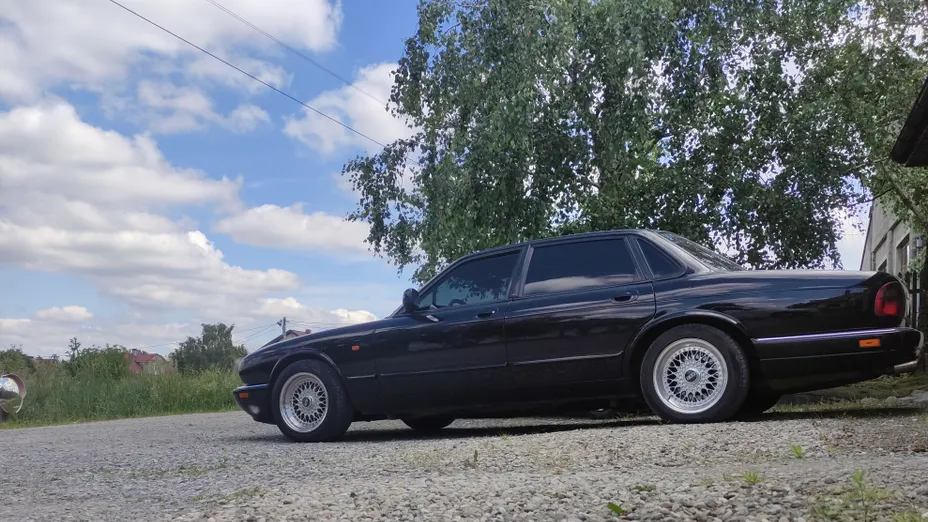 JAGUAR XJ XJR 4.0