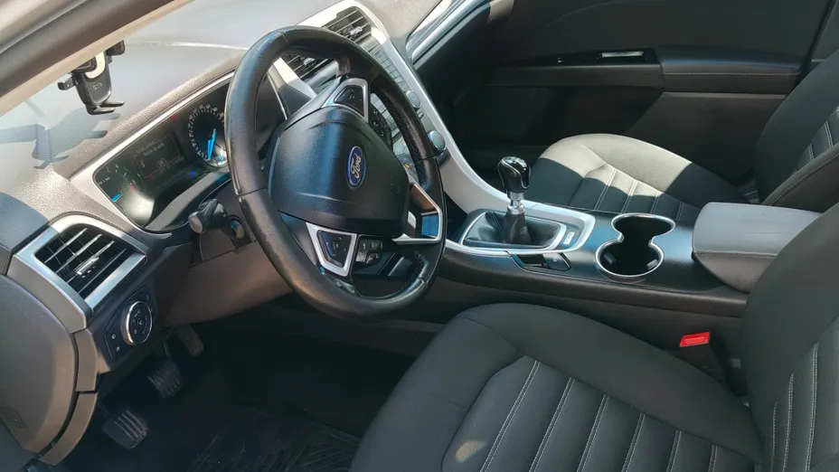 FORD Mondeo -