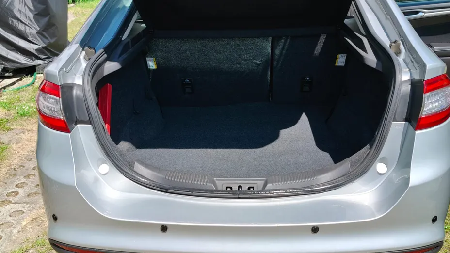 FORD Mondeo -