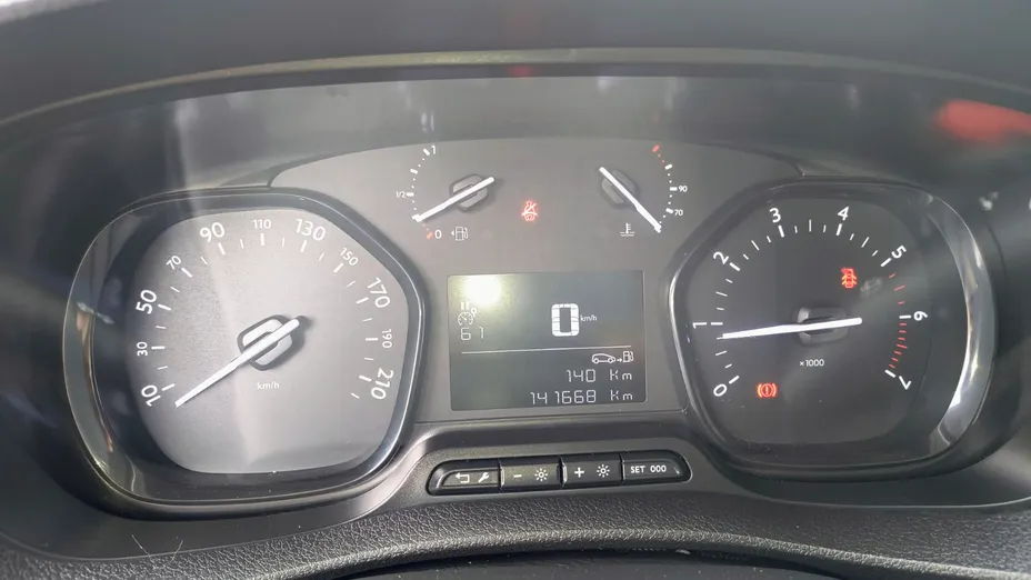 PEUGEOT Expert Expert 2.0 BlueHDi Long 3,1t Premium