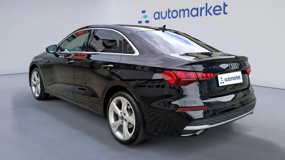 AUDI A3 A3 TFSI mHEV 110 kW Advanced S tronic