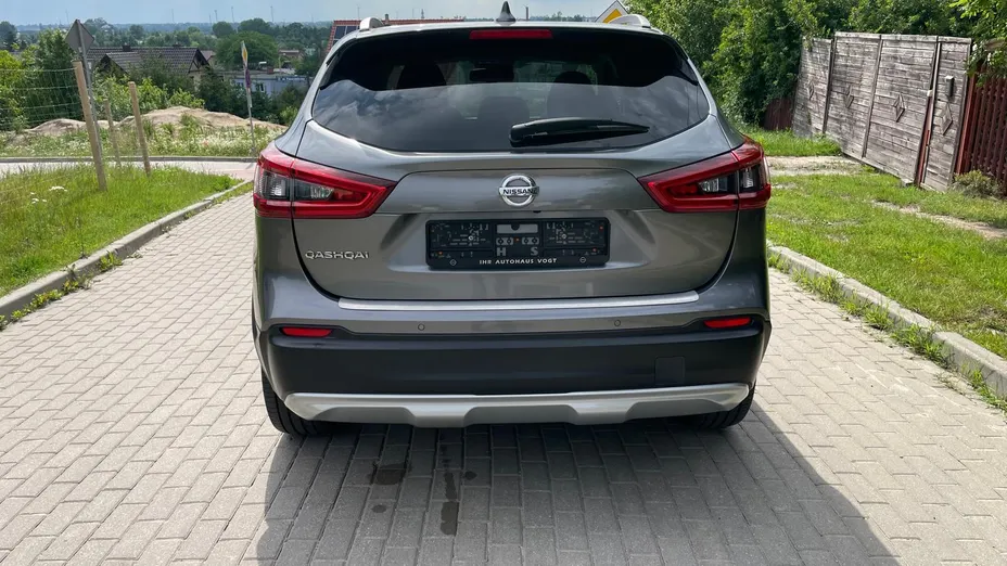 NISSAN Qashqai -