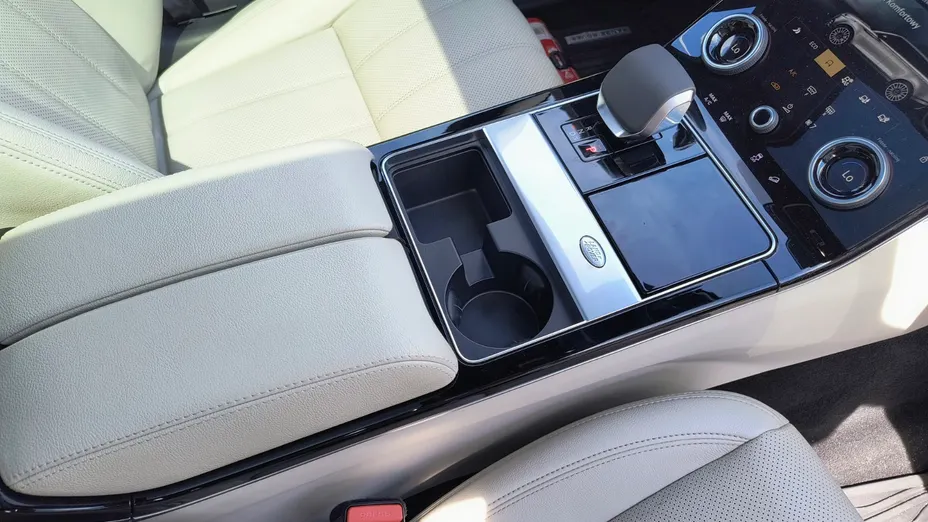 LAND ROVER Range Rover Velar Velar 3.0 P400 mHEV R-Dynamic SE