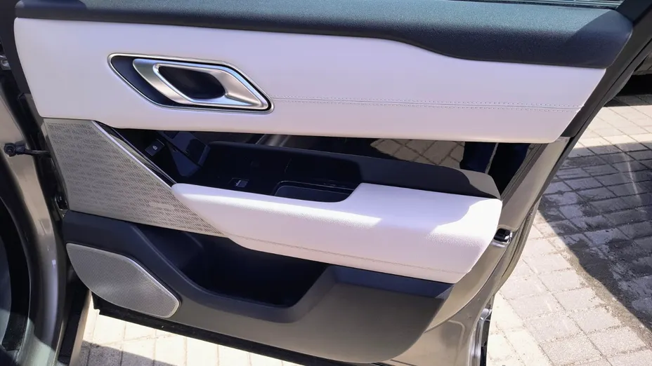 LAND ROVER Range Rover Velar Velar 3.0 P400 mHEV R-Dynamic SE