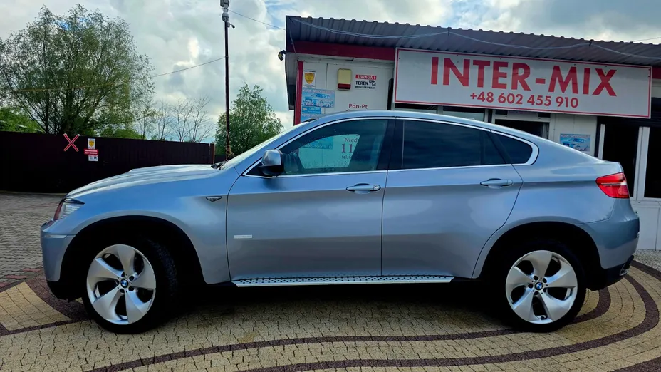 BMW X6 -