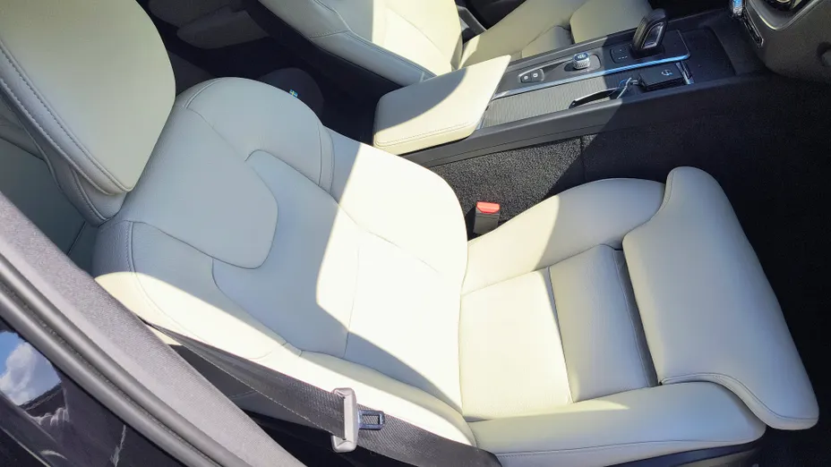 VOLVO XC60 XC60 B5 B AWD Momentum Pro aut