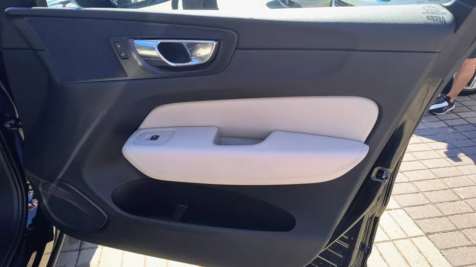 VOLVO XC60 XC60 B5 B AWD Momentum Pro aut