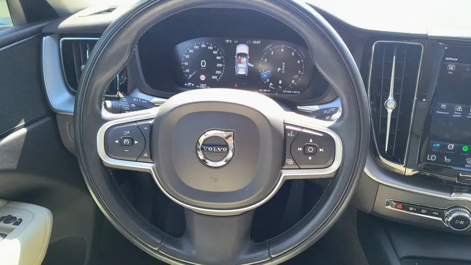 VOLVO XC60 XC60 B5 B AWD Momentum Pro aut