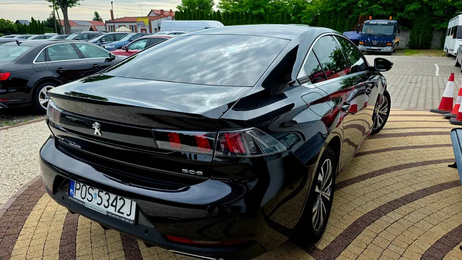 PEUGEOT 508 -