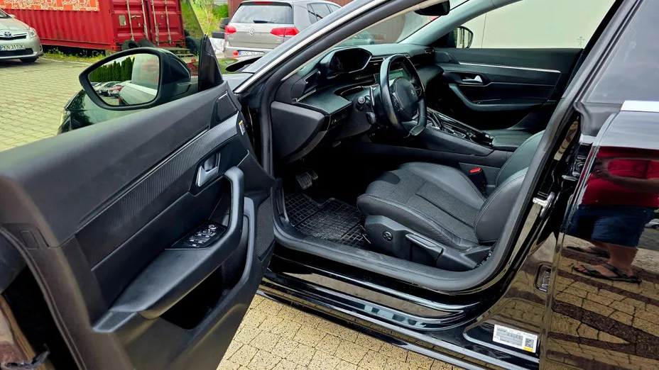 PEUGEOT 508 -