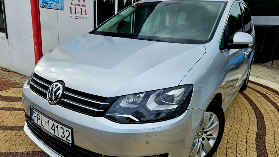 VOLKSWAGEN Sharan -