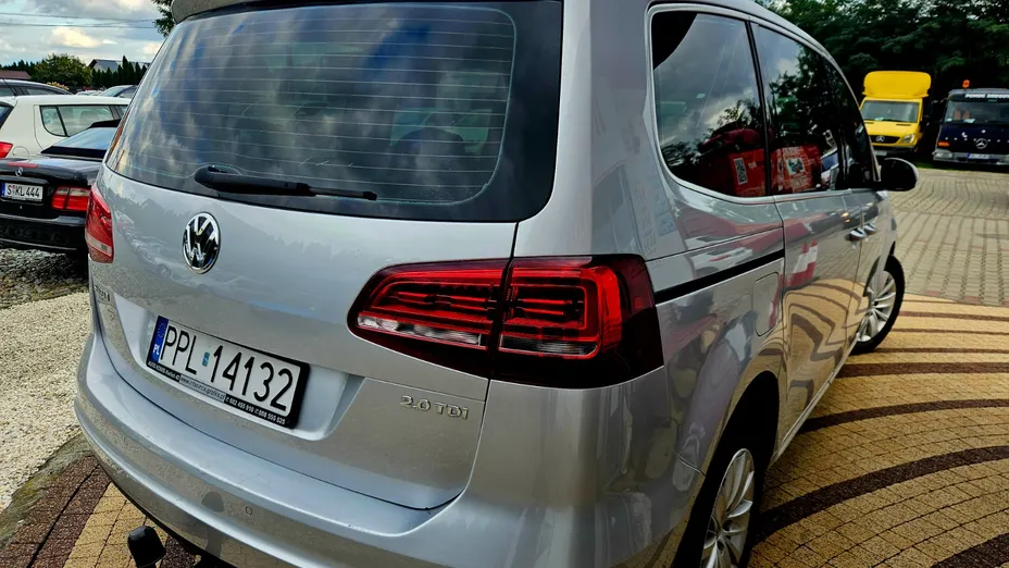 VOLKSWAGEN Sharan -