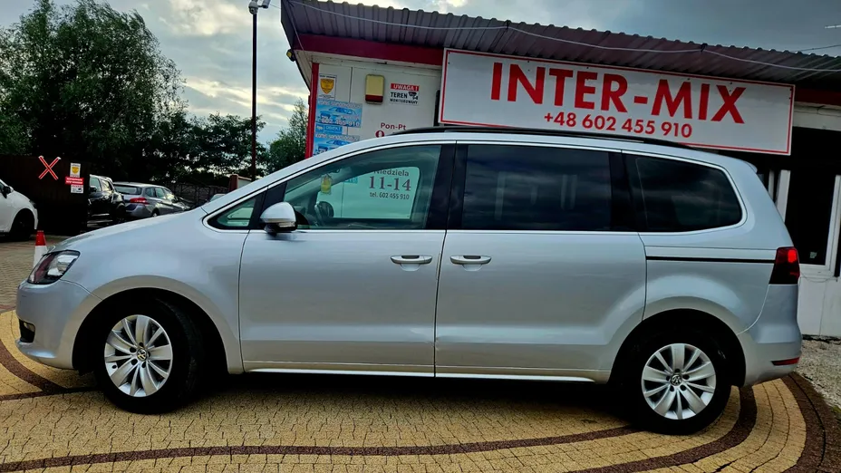 VOLKSWAGEN Sharan -