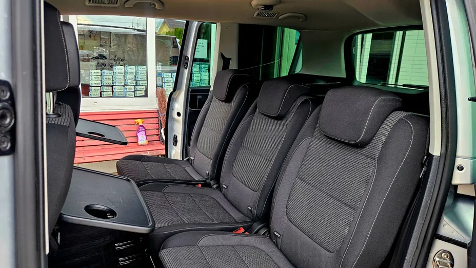 VOLKSWAGEN Sharan -