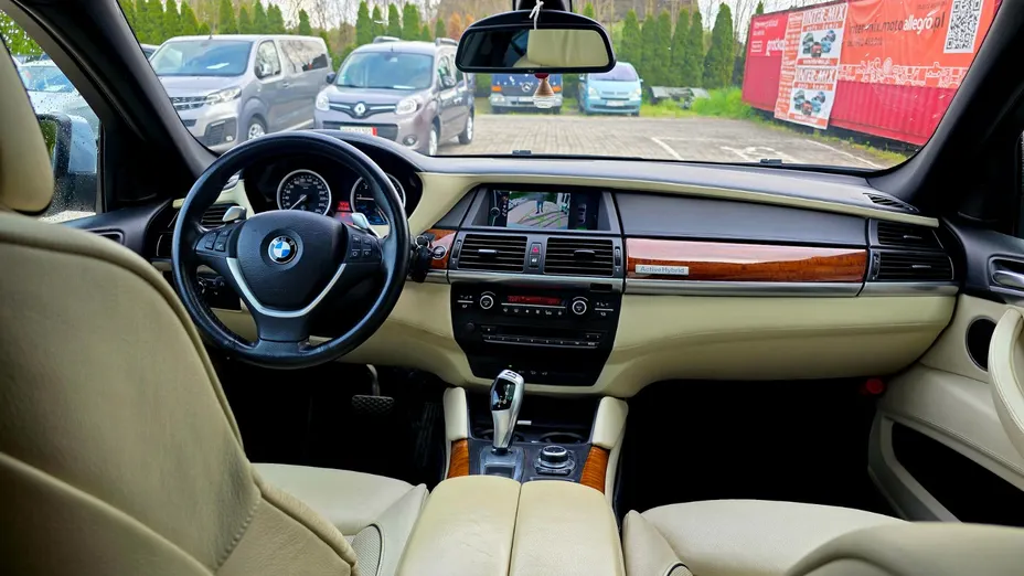 BMW X6 -