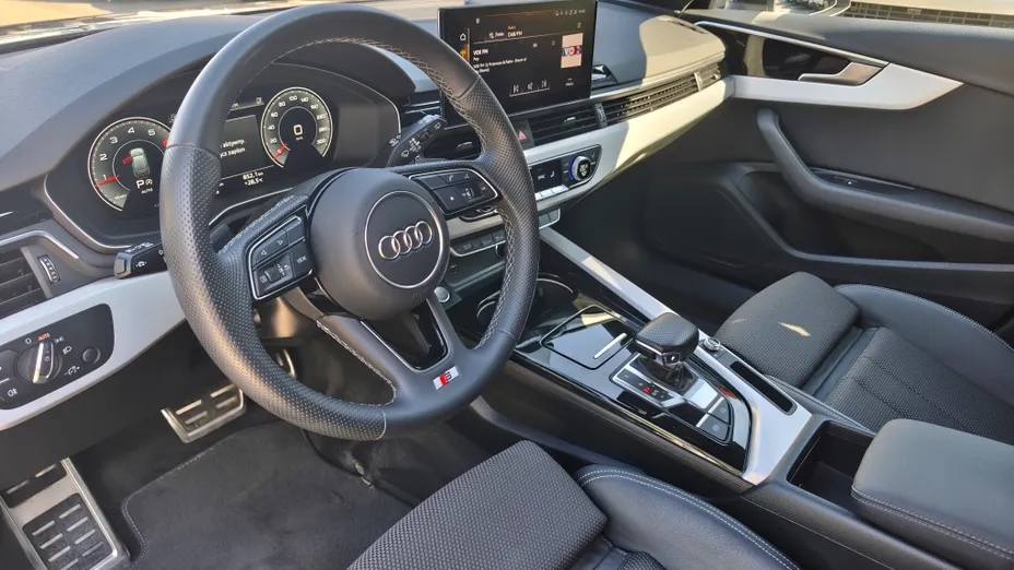 AUDI A4 A4 40 TFSI mHEV Advanced S tronic