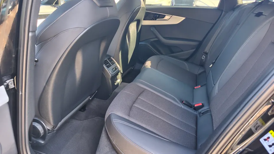 AUDI A4 A4 40 TFSI mHEV Advanced S tronic