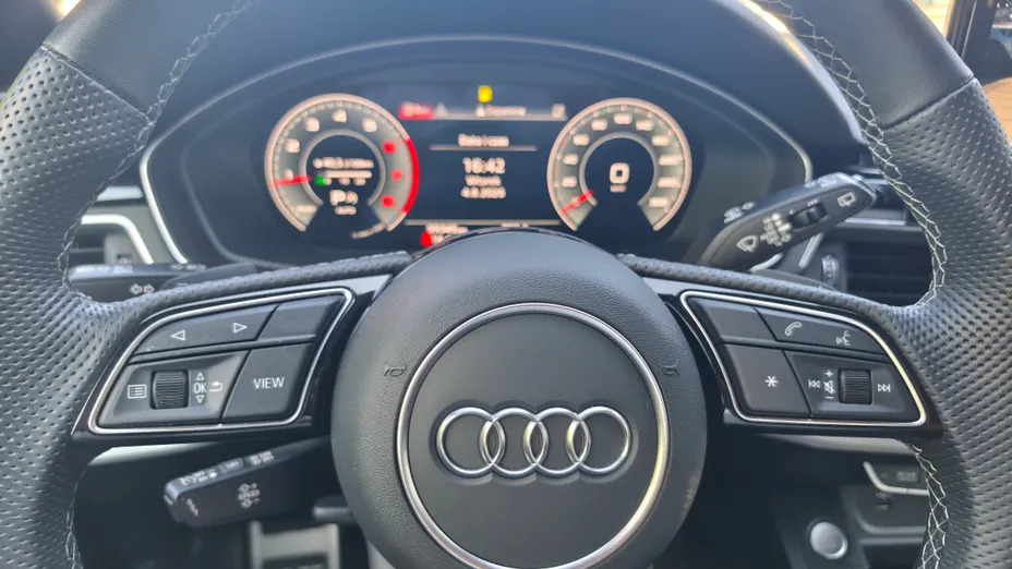 AUDI A4 A4 40 TFSI mHEV Advanced S tronic