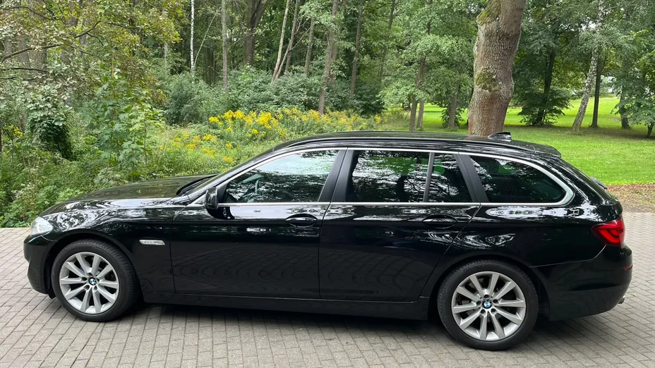 BMW Seria 5 525d aut