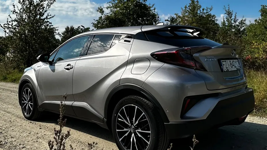 TOYOTA C-HR C-HR 2.0 PHEV Dynamic Force Executive Premiere Edition