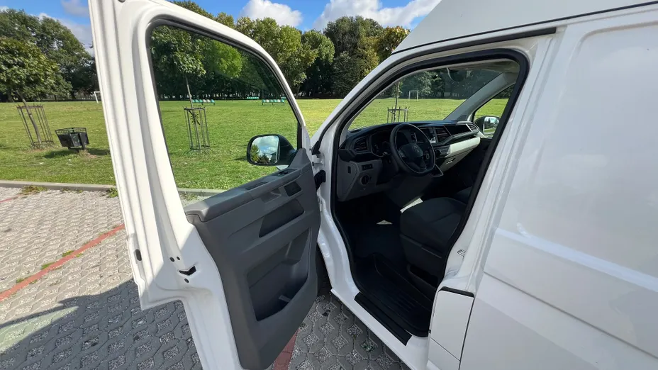 VOLKSWAGEN Transporter Transporter T6.1 TDI L2