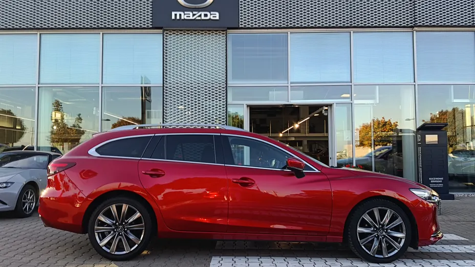 MAZDA 6 -