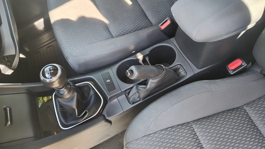 TOYOTA Corolla -