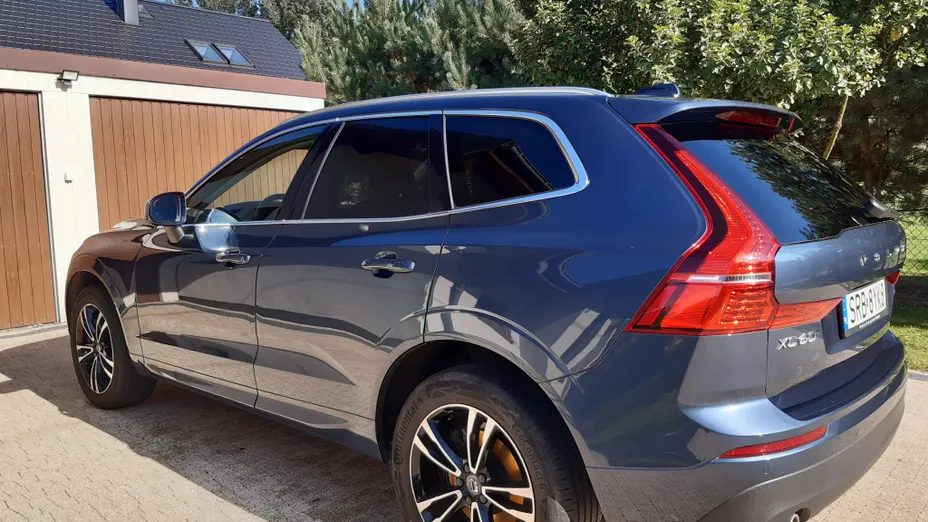 VOLVO XC60 XC60 2.0T Momentum
