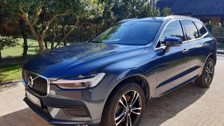 VOLVO XC60 XC60 2.0T Momentum